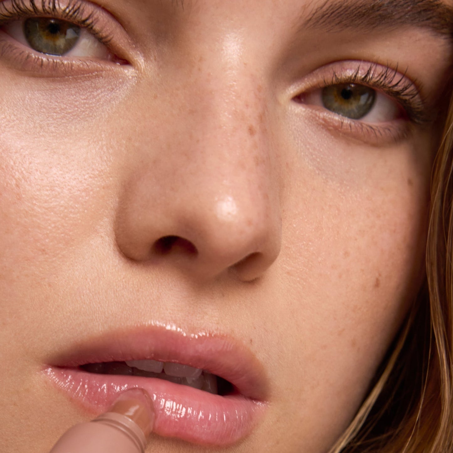 VelvetKiss Lip Butter Balm