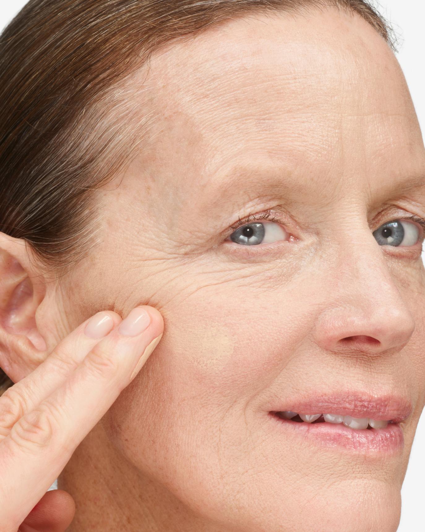 Light Silken Veil Foundation