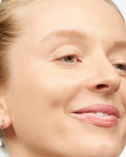 Light Silken Veil Foundation