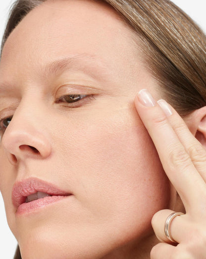 Light Silken Veil Foundation