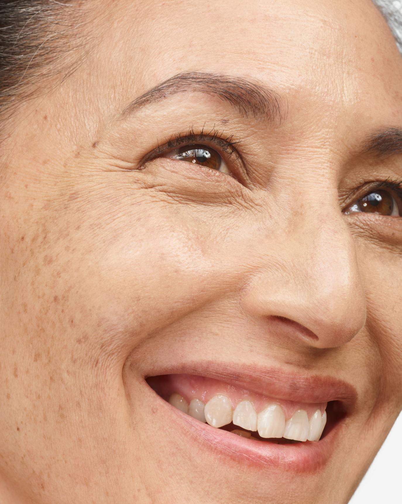 Medium Silken Veil Foundation