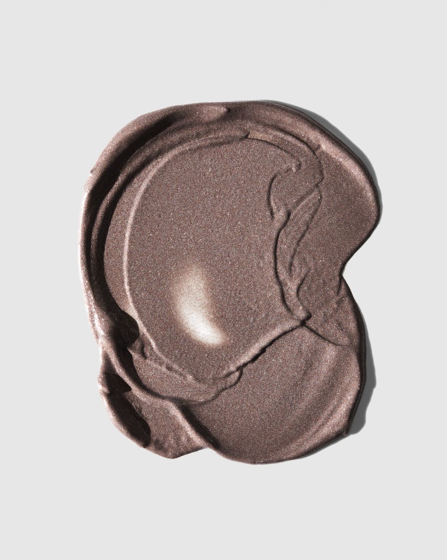 LumeVeil Glistening Eye Glow