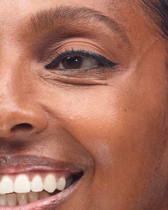 InkLine Pro Brush Liquid Eyeliner