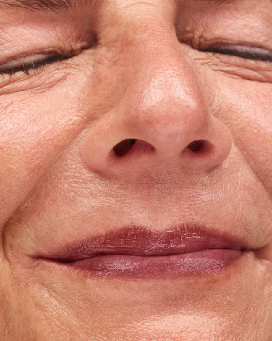 SilkLuxe Nourishing Lipstick